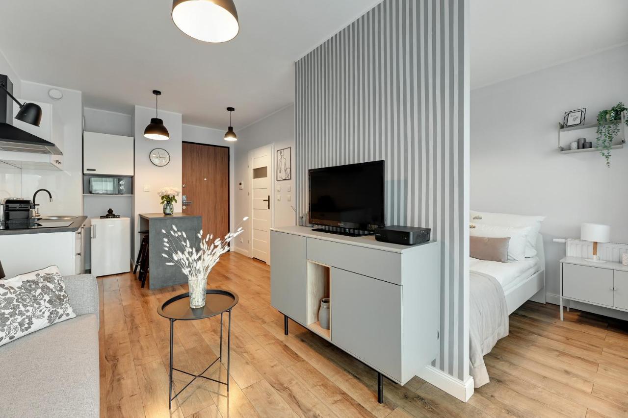 Nadmotlawie Riverside & Gym By Downtown Apartments Gdansk Exterior photo